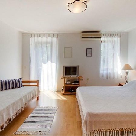 Apartments Jelena 베리로신즈 외부 사진